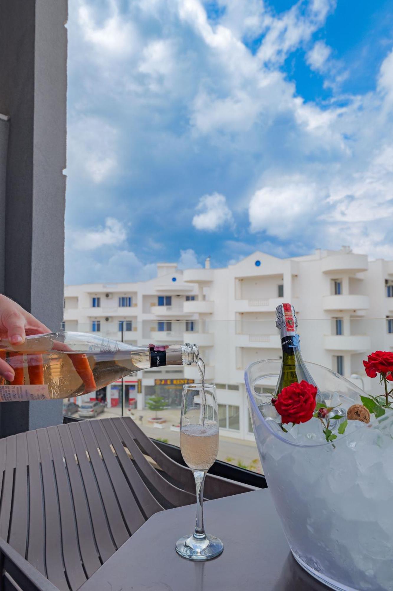 Hotel Kroi 3*