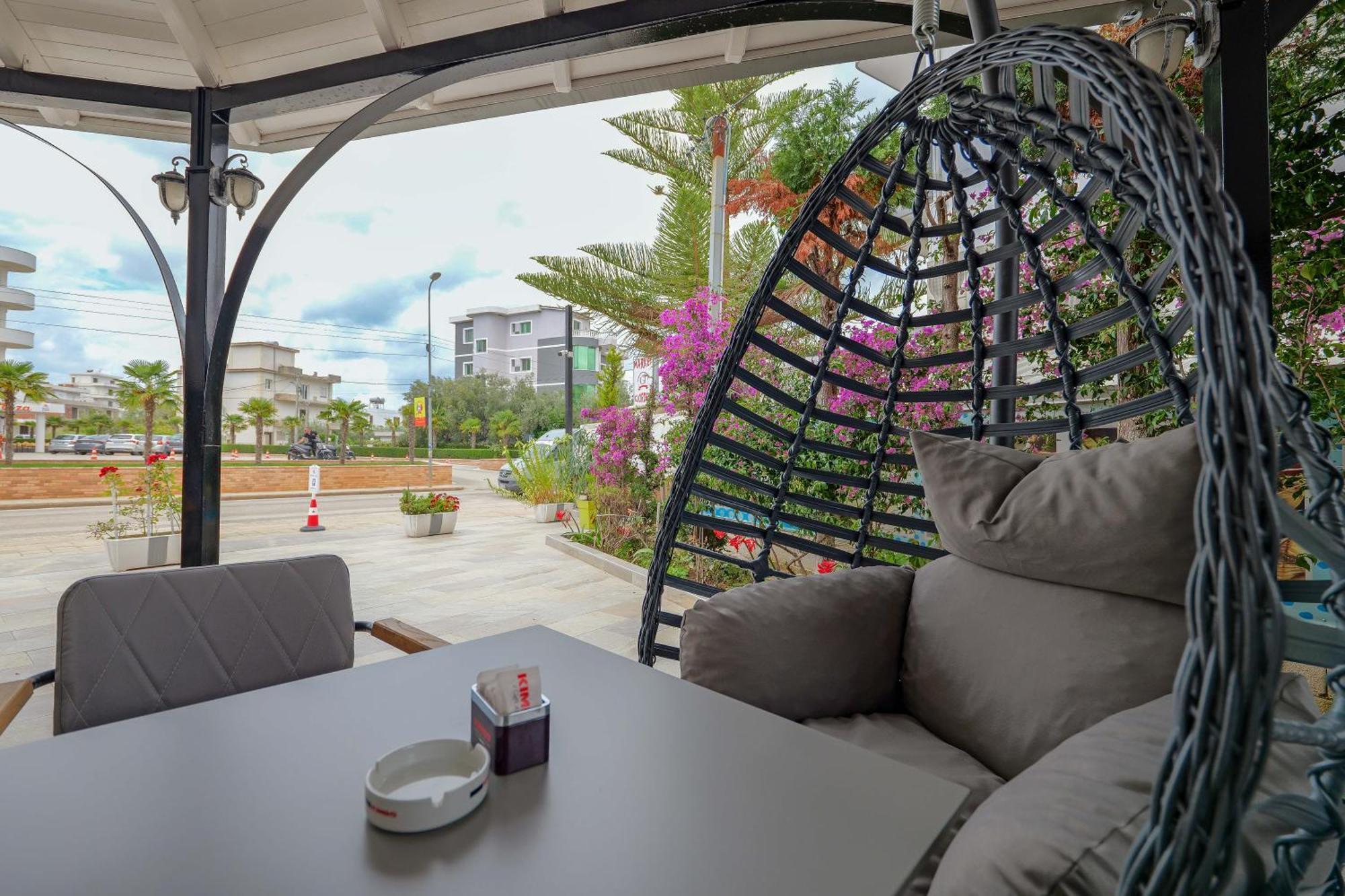 Kroi Hotel